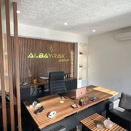 Ξενοδοχείο με διαμερίσματα Albayrak 5*